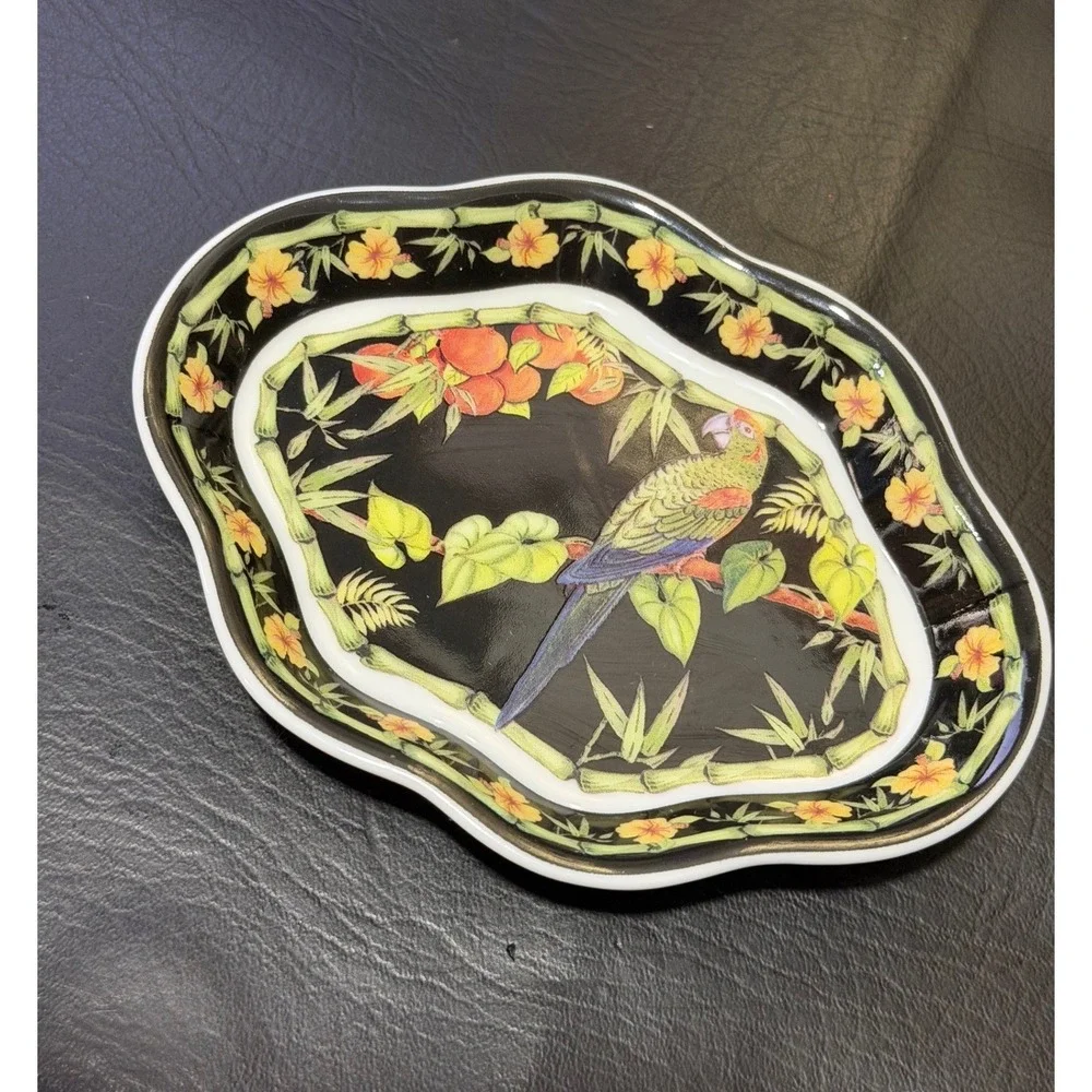 Andrea Green Winged Sadek Macaw Collection Siddhia Hutchinson Trinket Dish Black